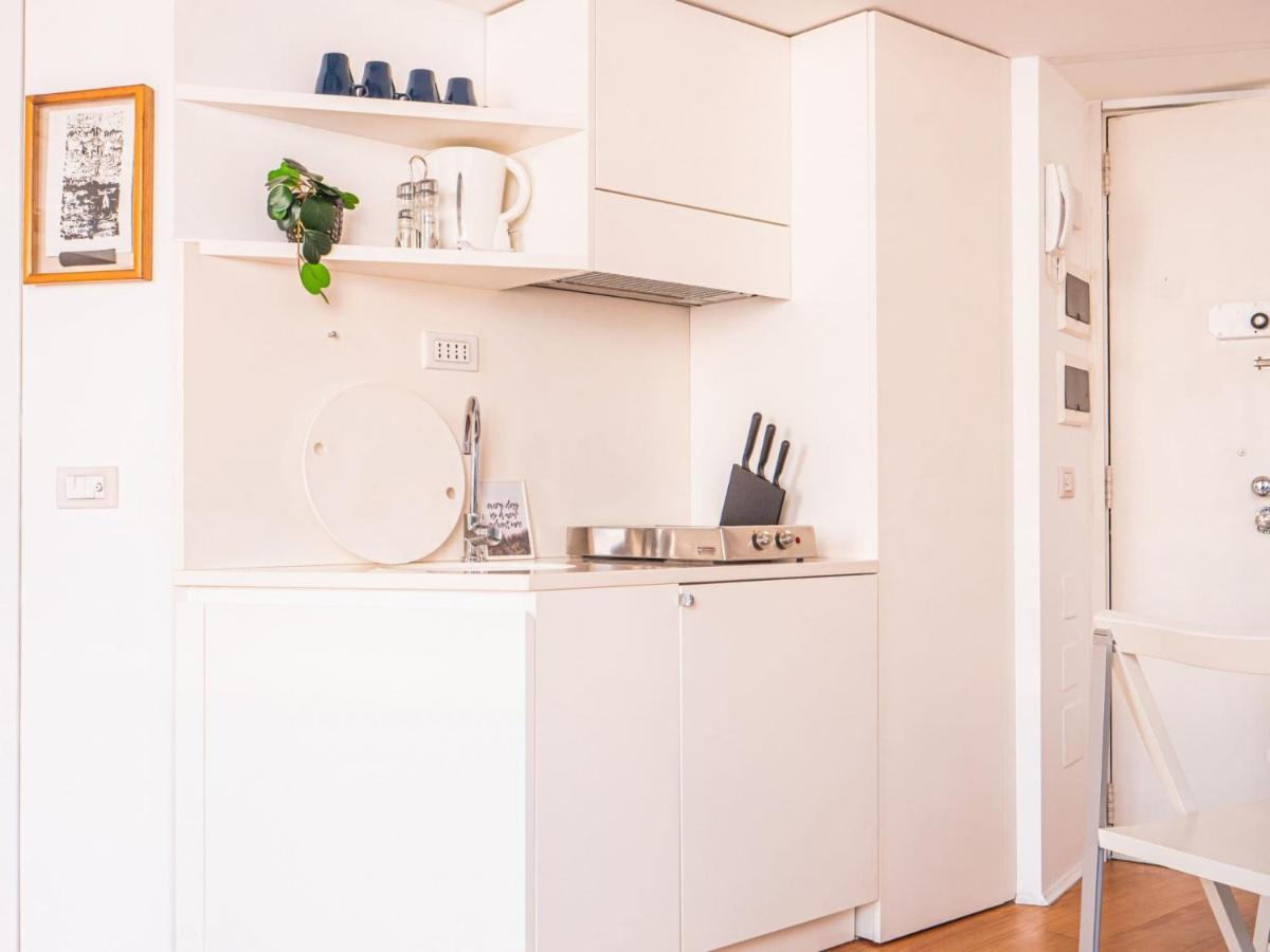 The Best Rent - Apartment Close To Navigli Milan Exterior photo